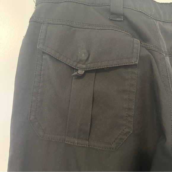 Nike Women’s Black Athletic Capris Size 34 Women’s - Picture 13 of 15